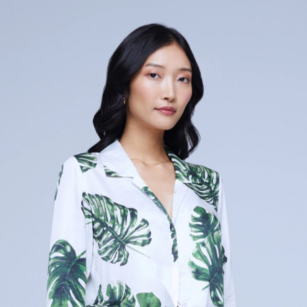 L'AGENCE Silk Dani Blouse White/Tropical Green Multi Large Palm / XS